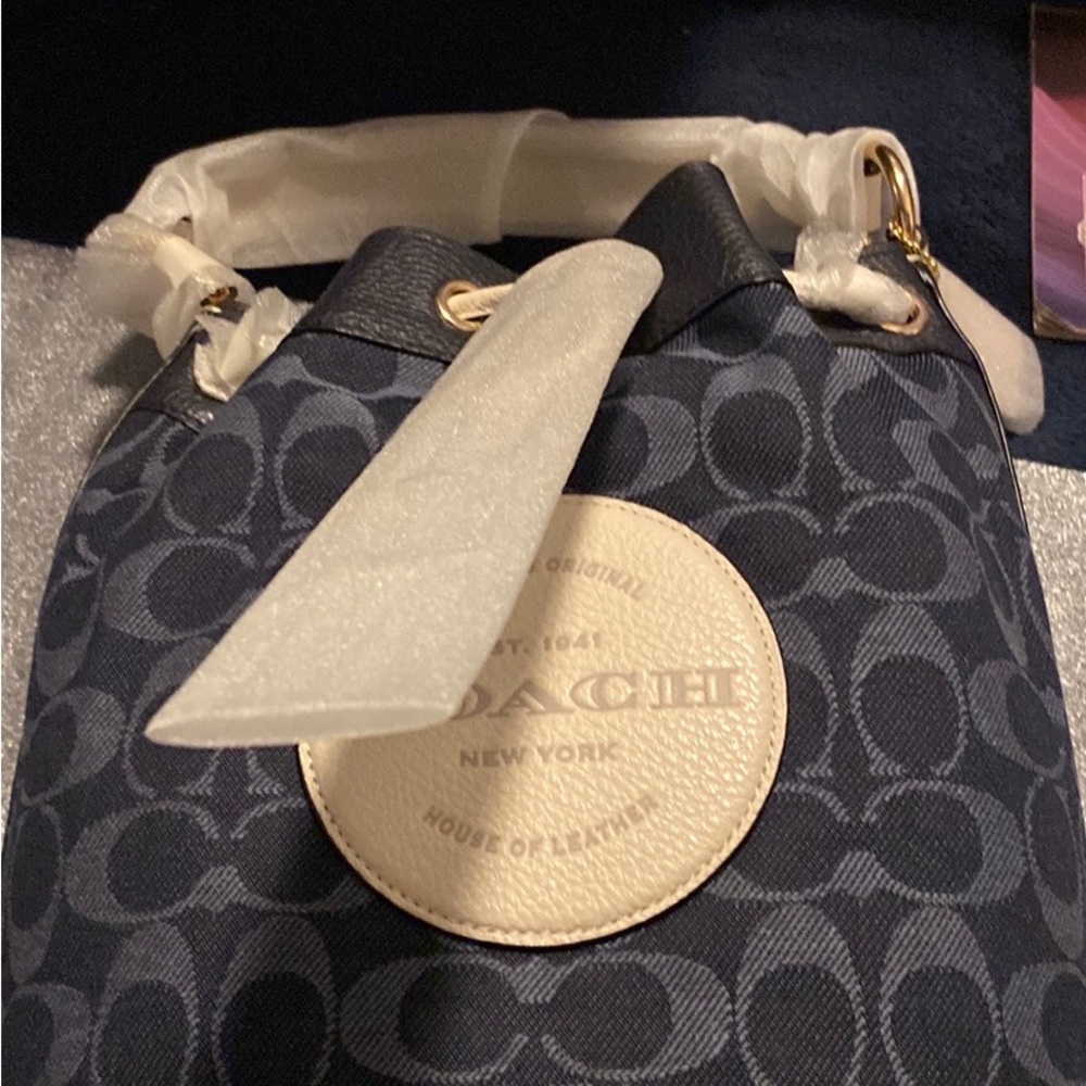 Coach Dempsey Drawstring BucketBag Signature Denim
